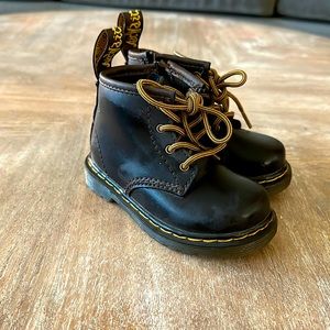 Dr. Martens TODDLER 1460 LEATHER LACE UP BOOTS